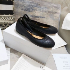 Christian Dior Low Shoes